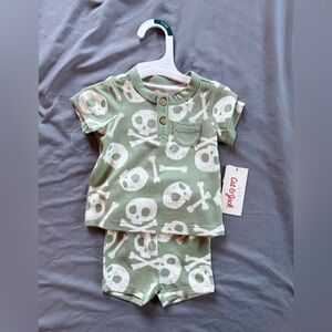 Cat & Jack Olive Skull Baby Set
